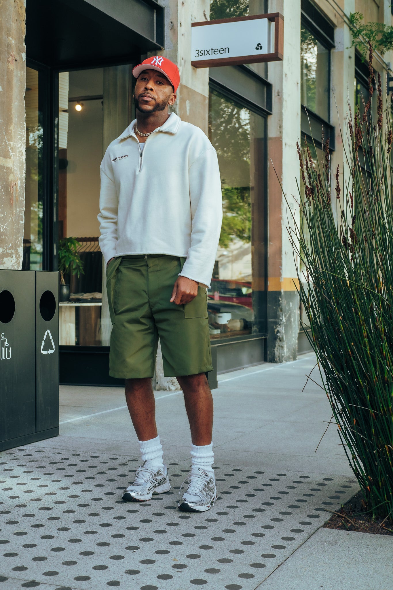 Heavy Nylon Cargo Shorts - Olive