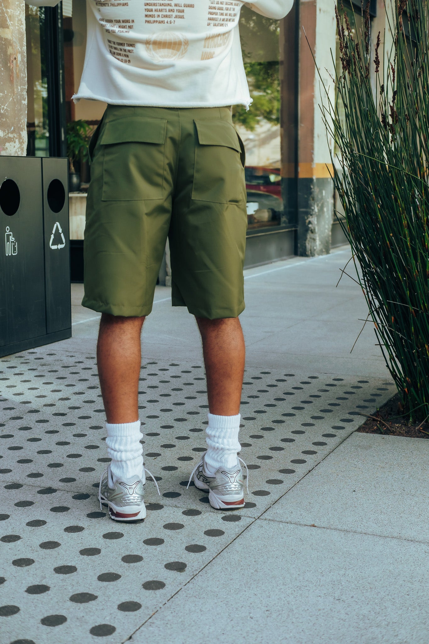 Heavy Nylon Cargo Shorts - Olive