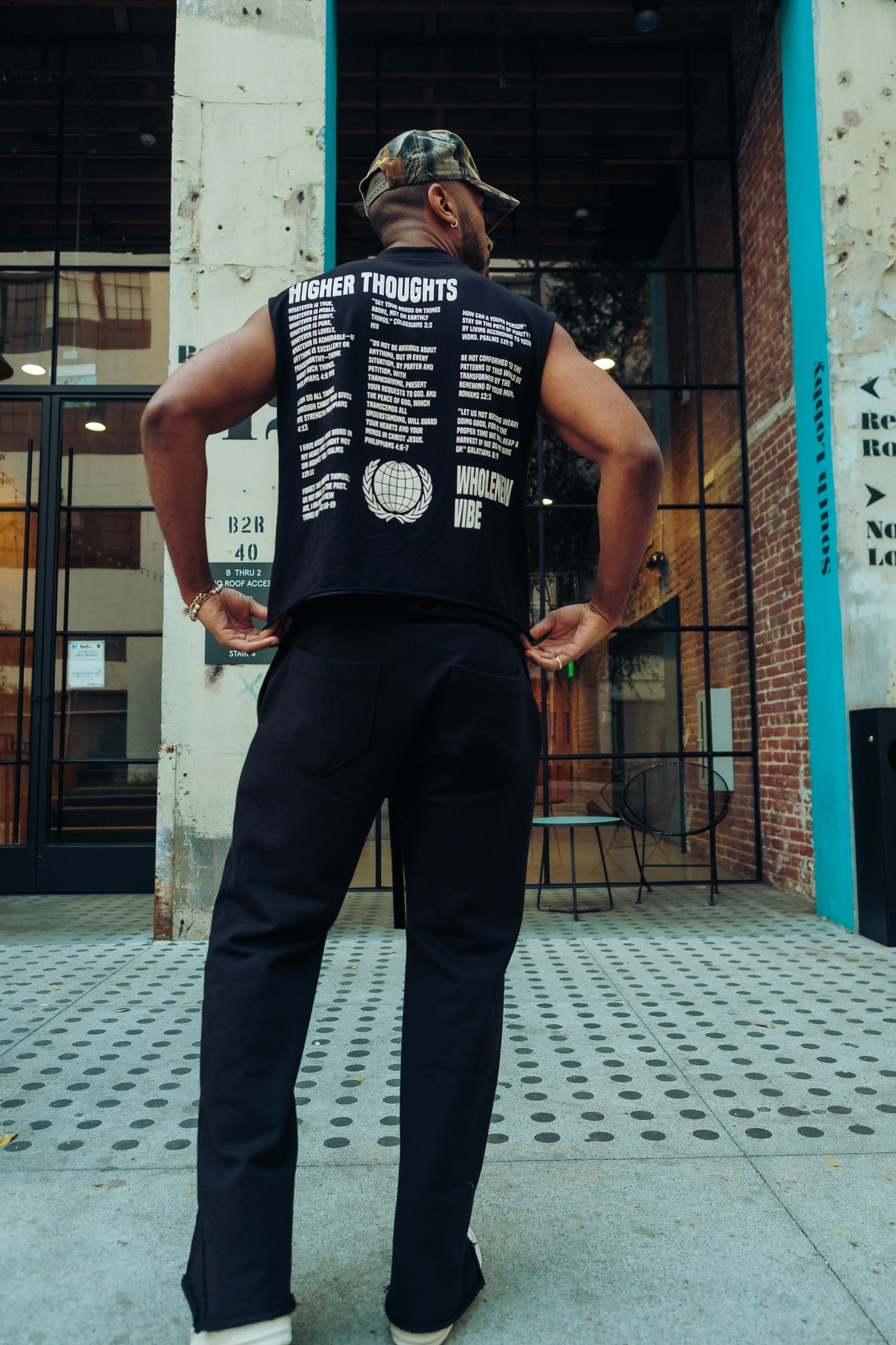 Sleeveless Graphic Tee - WNV