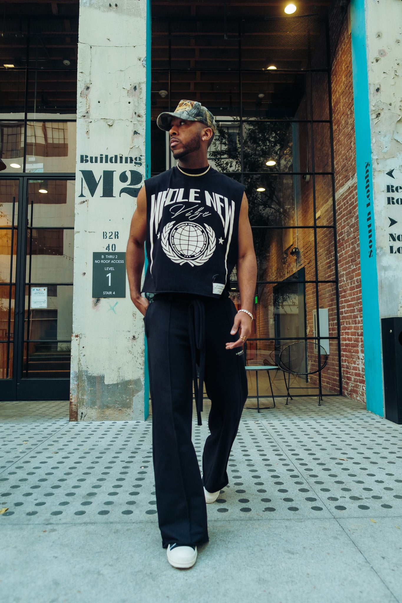 Vintage Black Graphic Tank - WNV