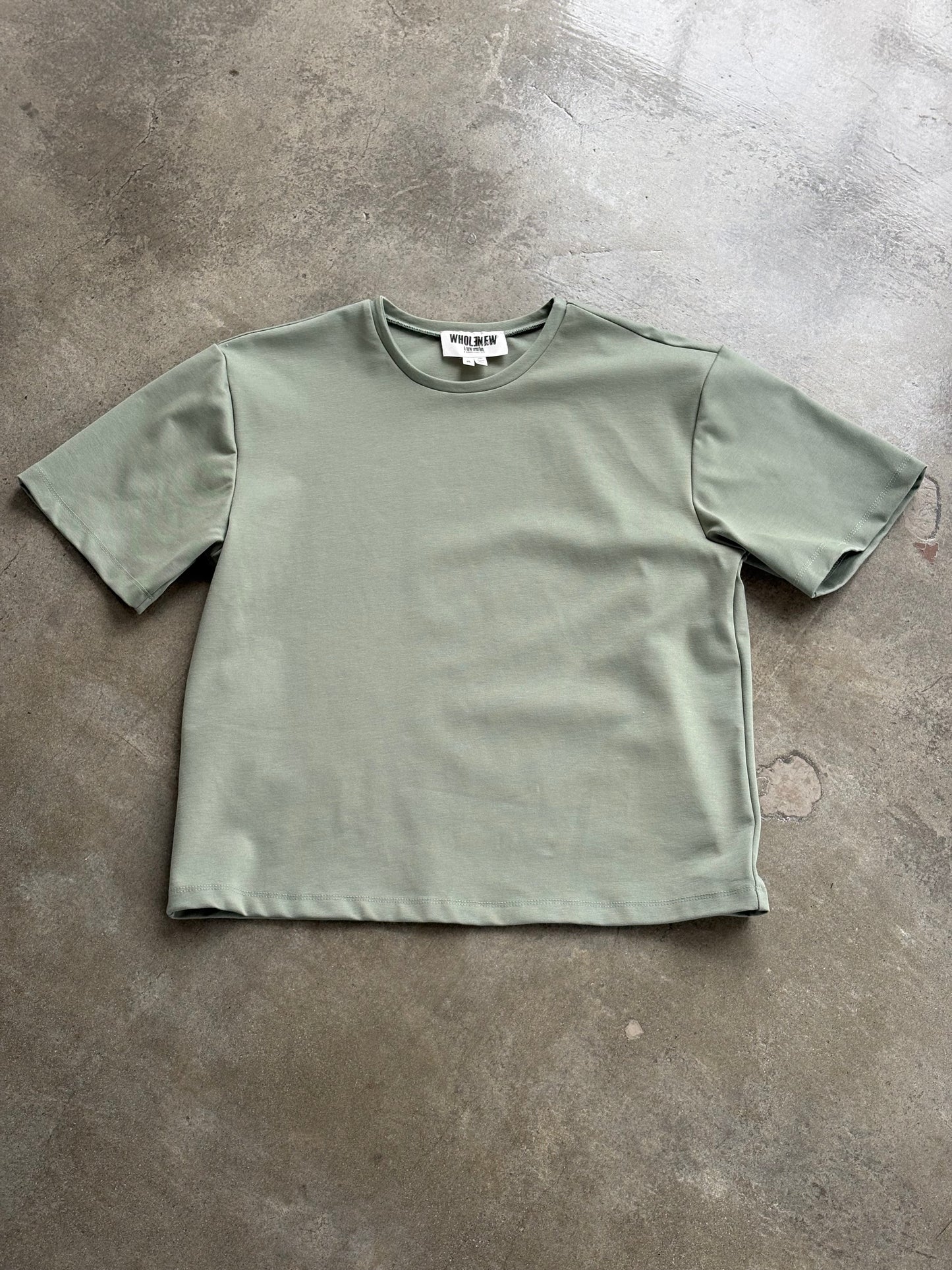 Slim Cropped Tee - Light Green