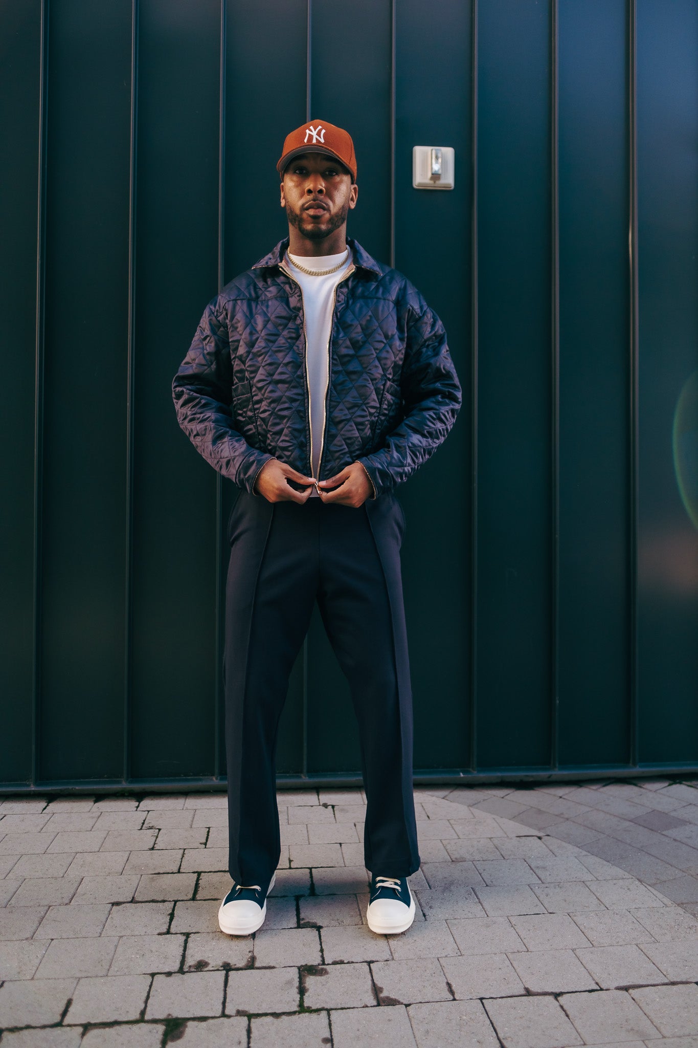 Slim Elevated Jogger - Navy