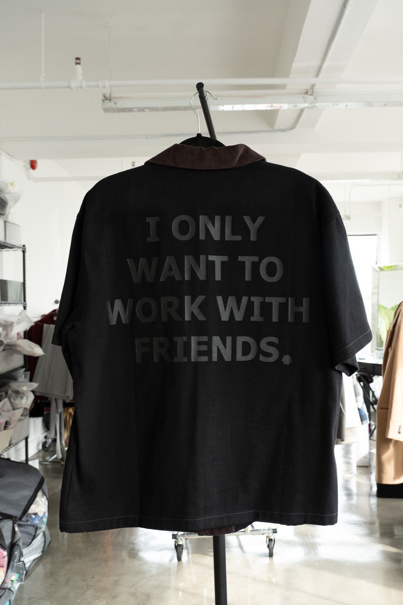 EBD black / black button shirt- L