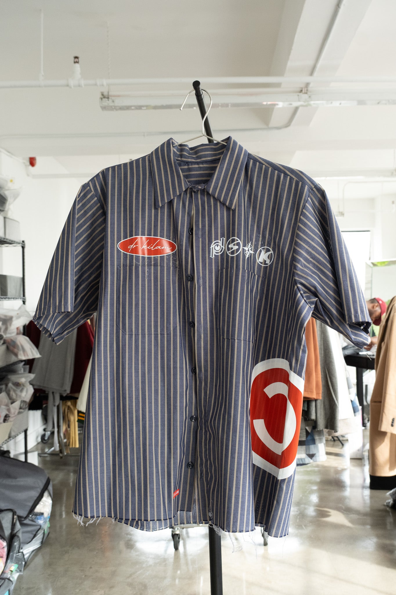 killiam blue stripe shirt- L