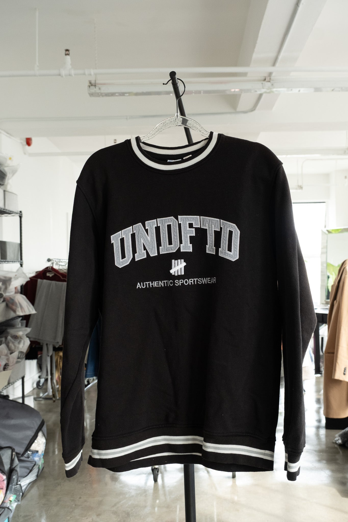 Undefeated black crew- L