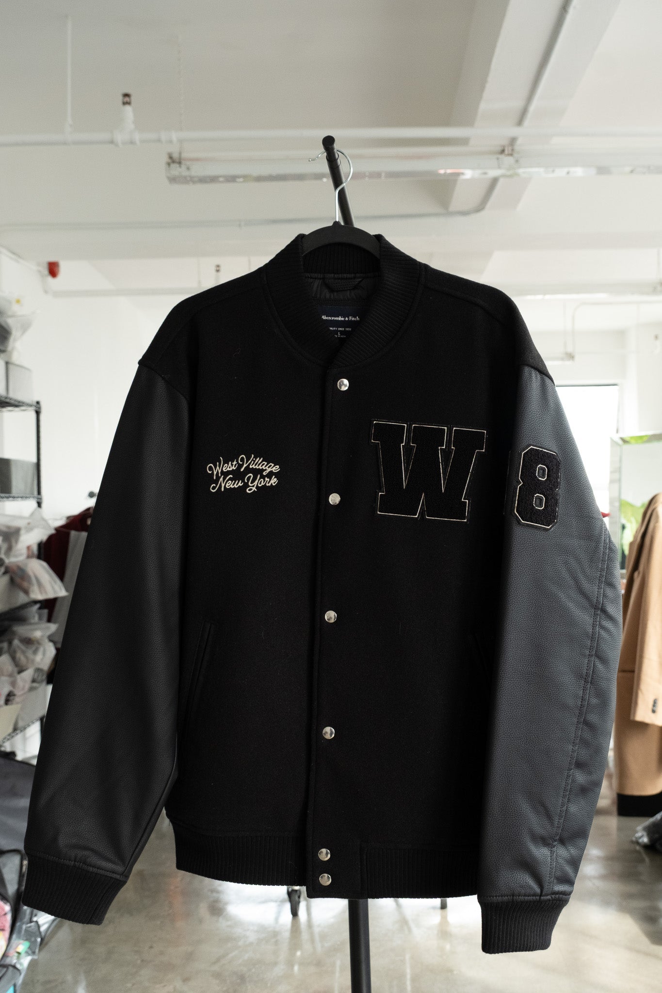 A&F black bomber jacket- Sz L