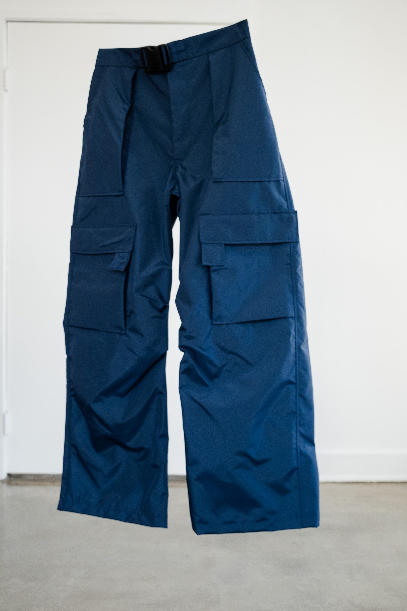 Heavy Nylon Cargo -Navy (limited)