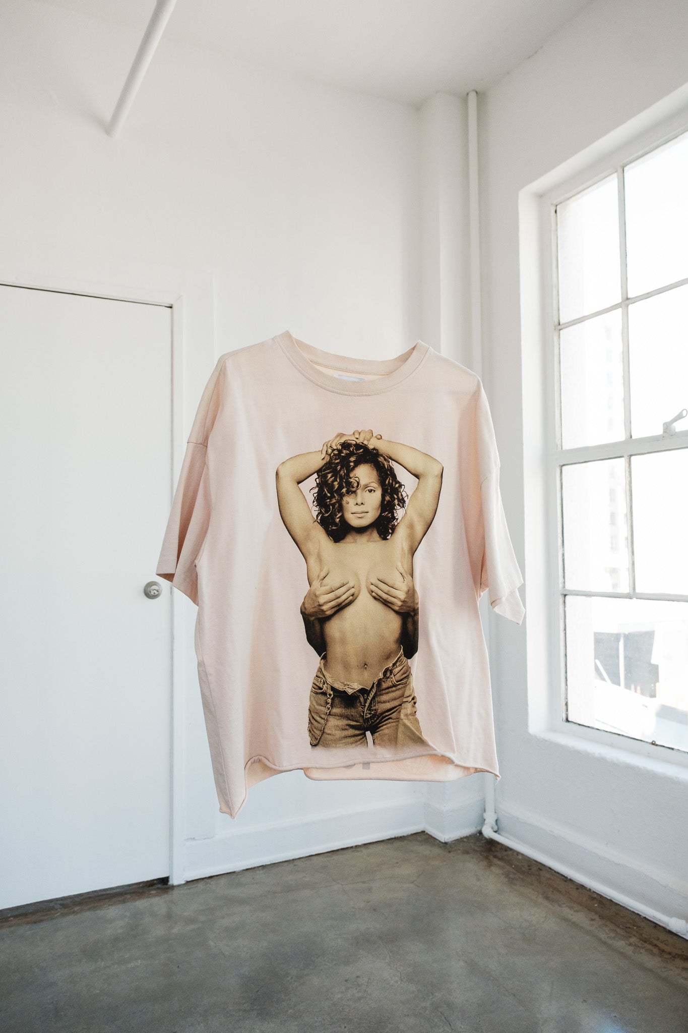 janet tshirt - M