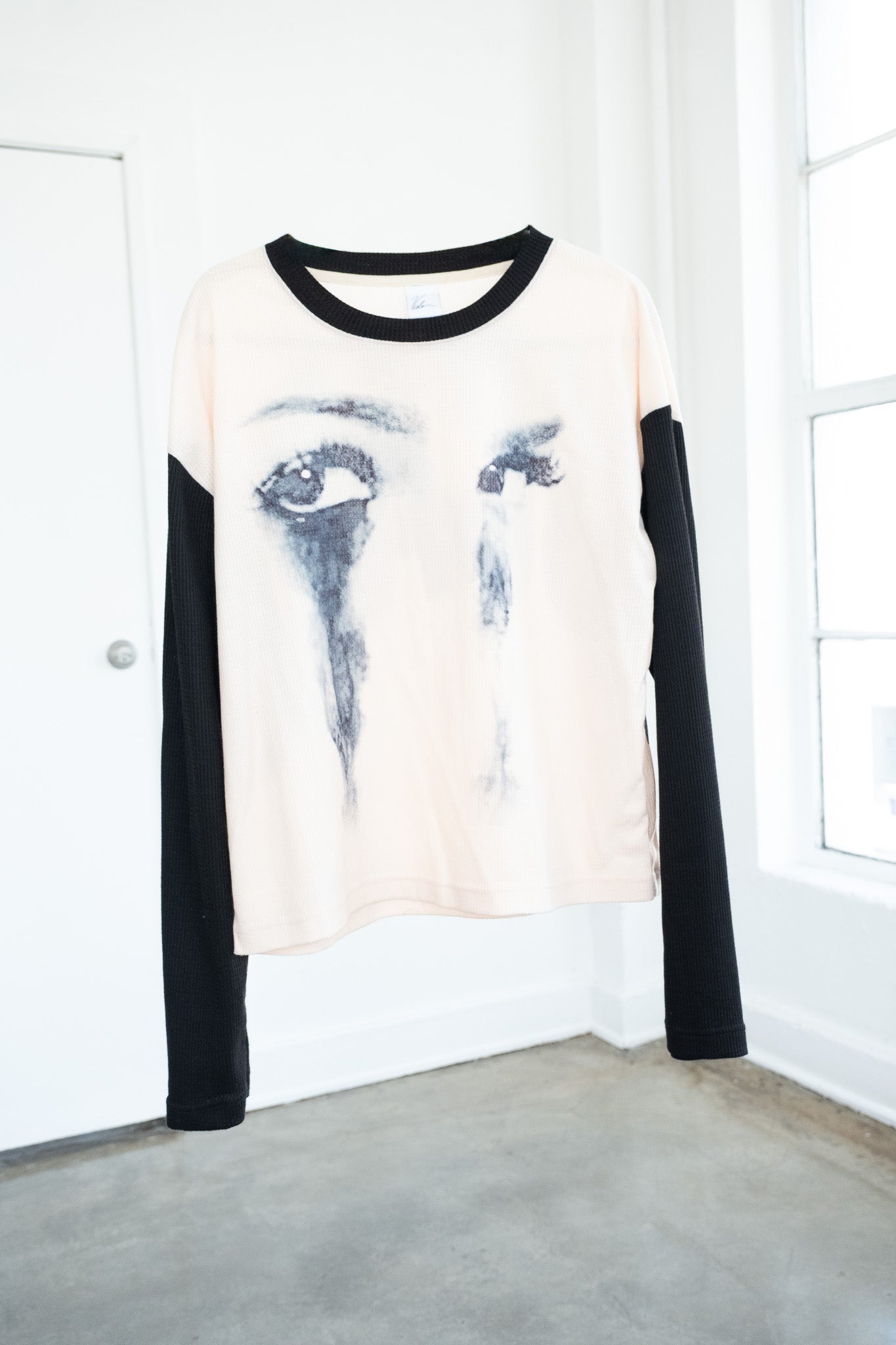 Archive - Escape long sleeve - M