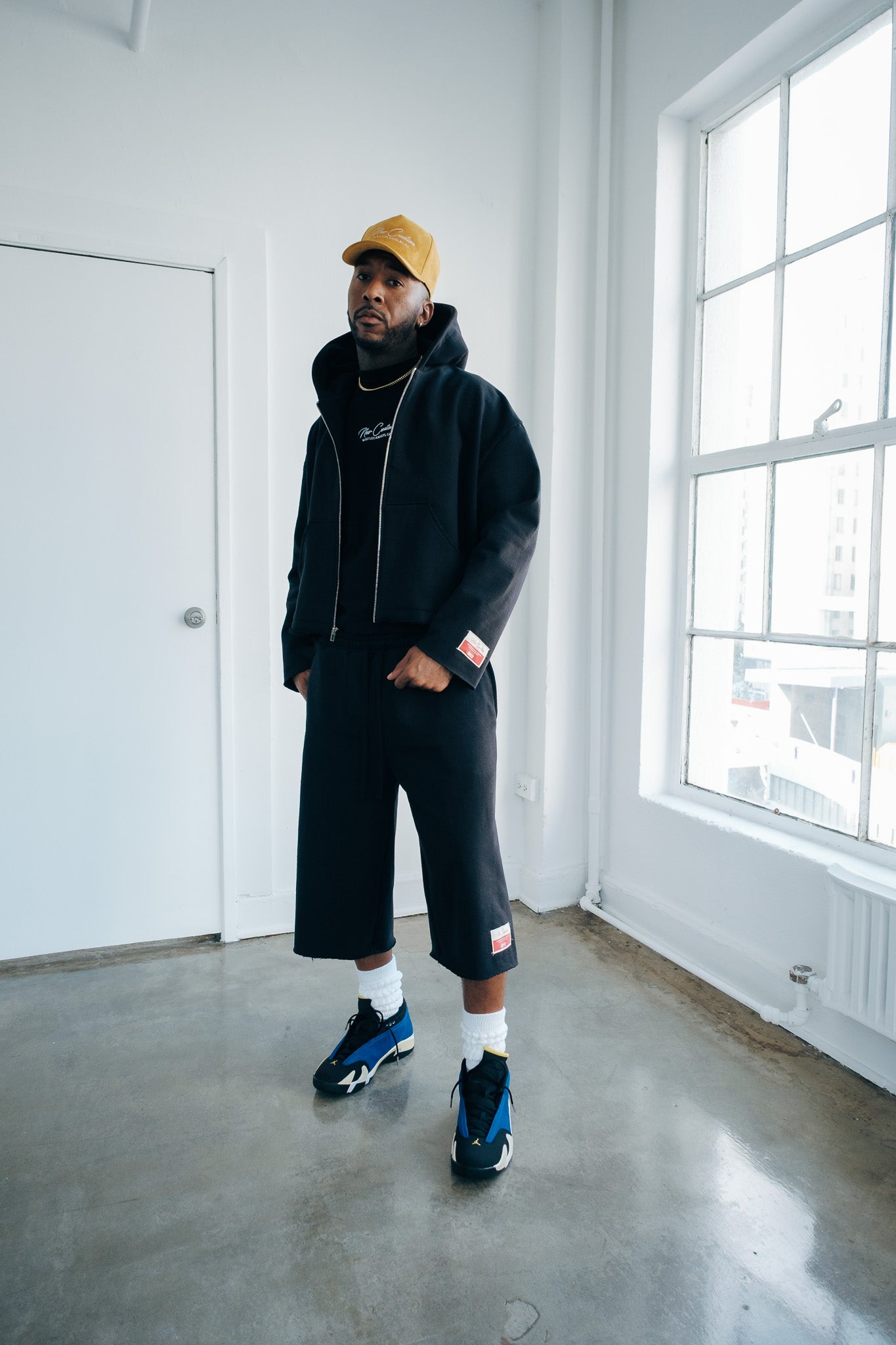 Premium Cotton Cropped Zip Hoodie- Black